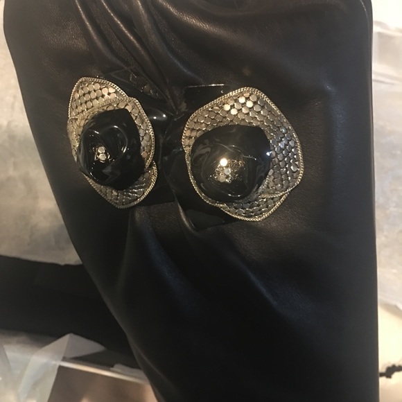 NWT Knee high Versace boots - Picture 4 of 6